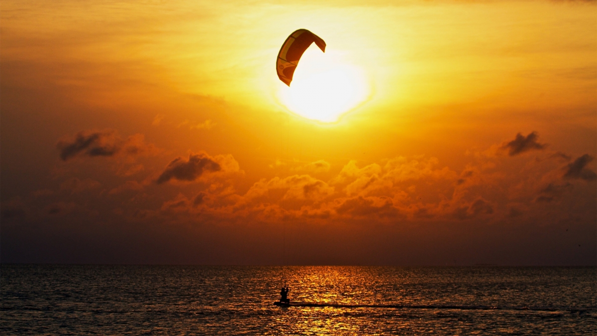 kiter mental benefits kitesurf sunset iko