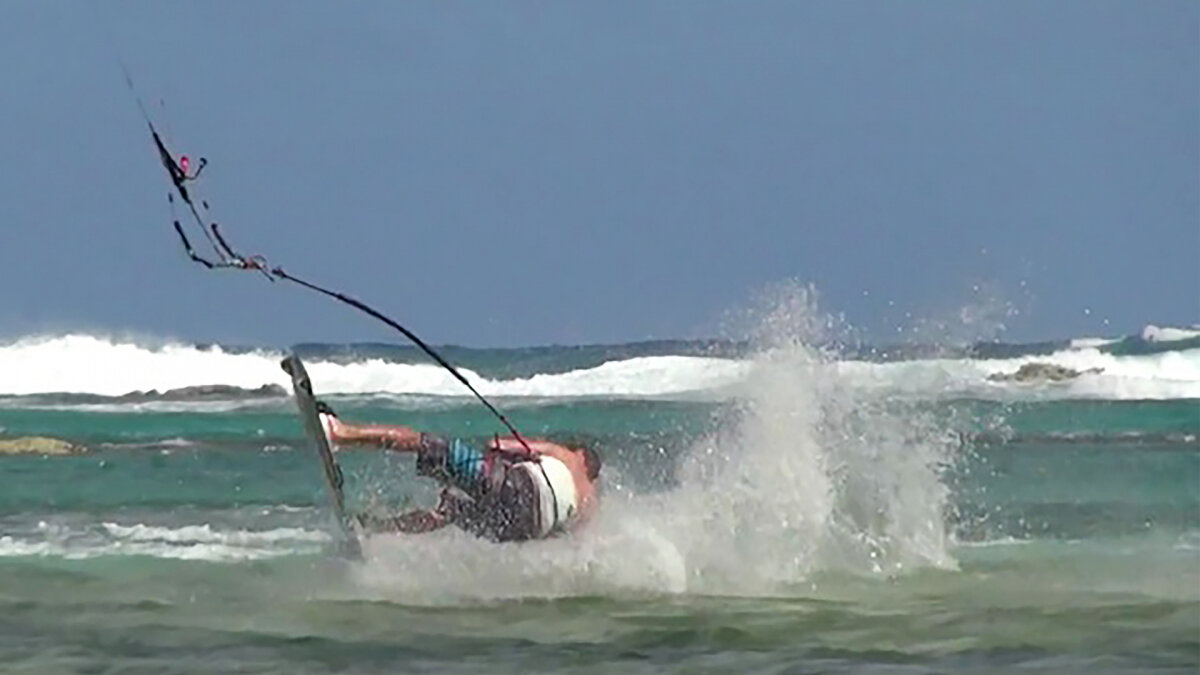 kiter crash