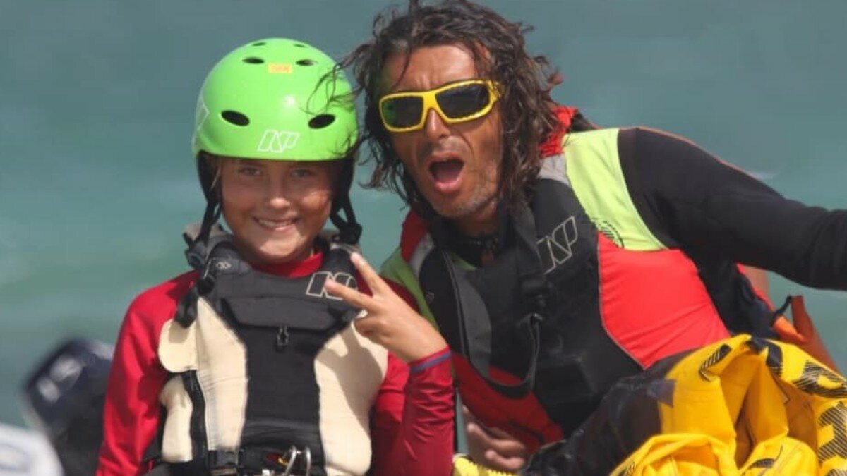 kitesurf-instructor-guido-ruzzenenti-beach