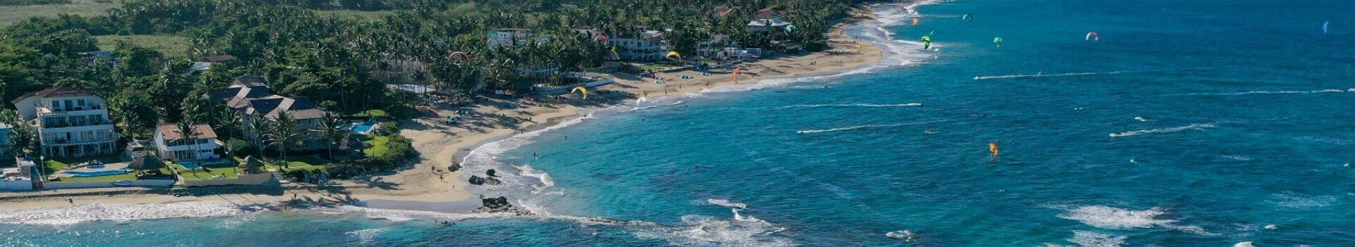 kitesurfing in cabarete in the dominican republic 