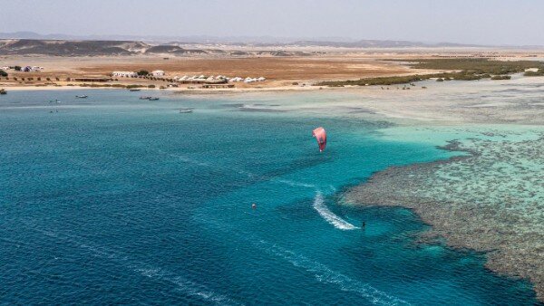 Marsa Alam_Egypt_ Wadi Lahmi Kitesurfing Center