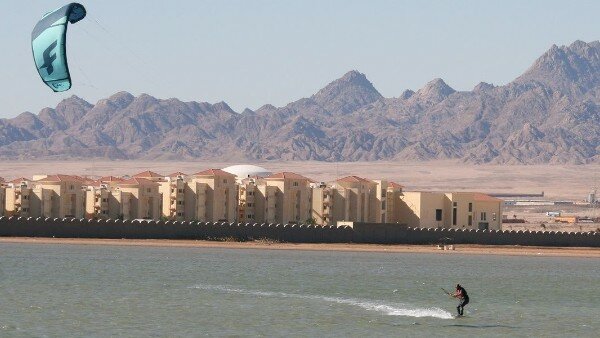 Safaga_Egypt_Tornado Surf