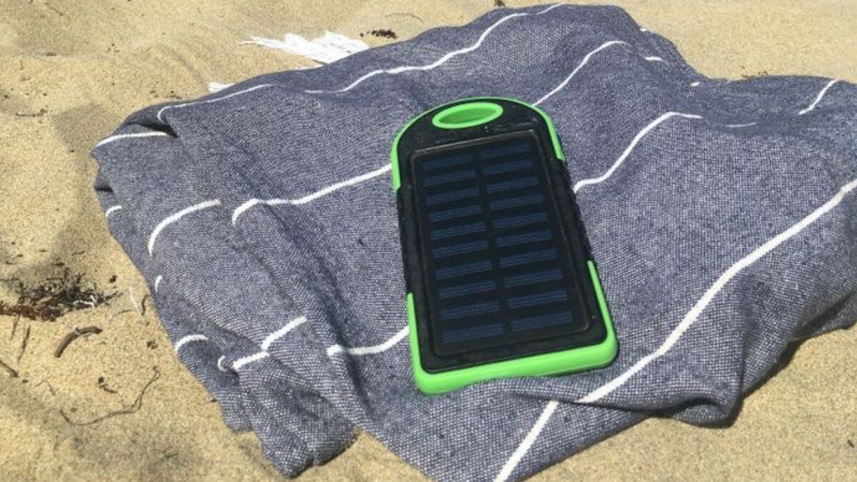 solar charger kitesurfing