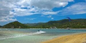 Kitesurfing in Buen Hombre