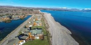 Kitesurfing in Dina Huapi