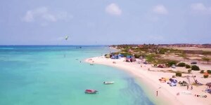 Kitesurfing in Fisherman Huts