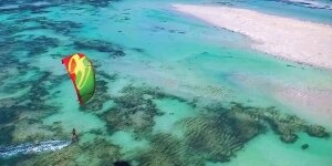 Kitesurfing in Murrebue