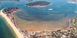 Kitesurfing in Poole, Dorset