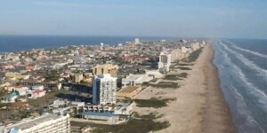 Kitesurfing in South Padre Island, Texas