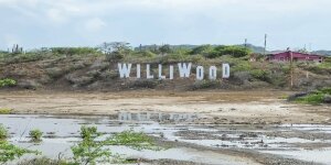 Kitesurfing in Williwood