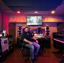 technicolorlounge@mac.com