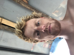 5kmhgpn5w8@privaterelay.appleid.com