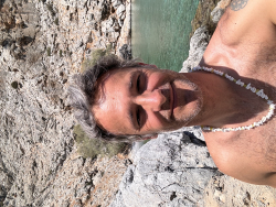 darioperoni@gmail.com