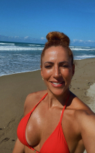 carolinacamorim@icloud.com